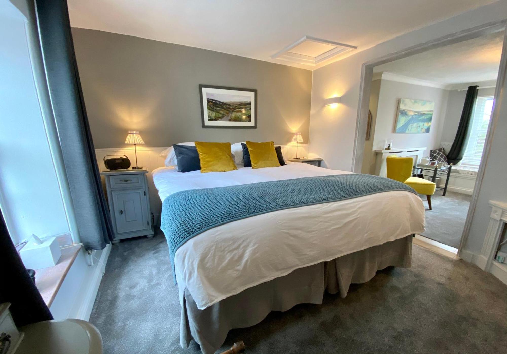 The Summer House Penzance Room photo
